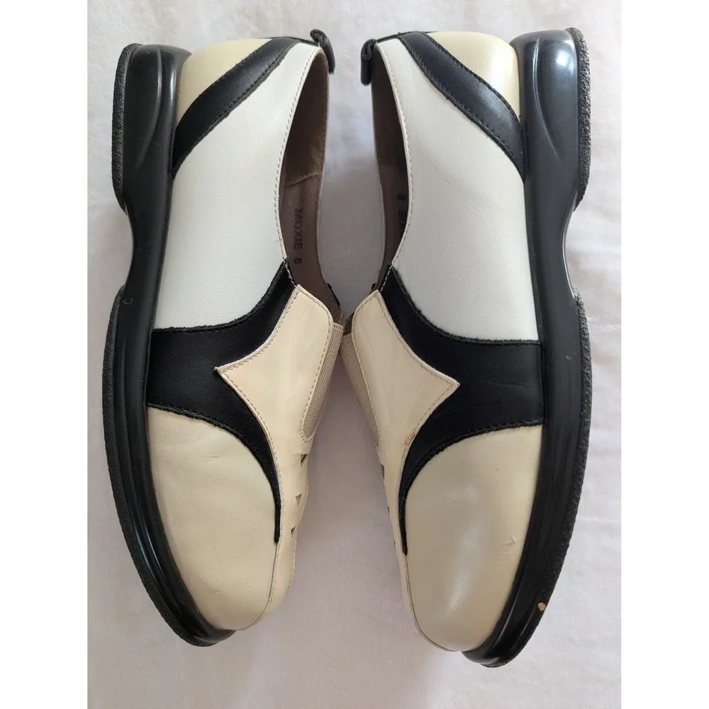 Sandbaggers Moxie Golf Shoes Cream Black Patent Slip On Sz 8 Spikeless Retro